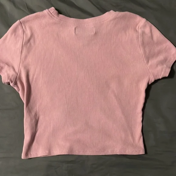 Pink Cropped Ribbed Tee - Picture 4 of 4